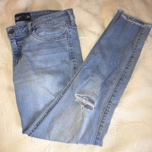 Hollister jeans / WORN A FEW TIMES